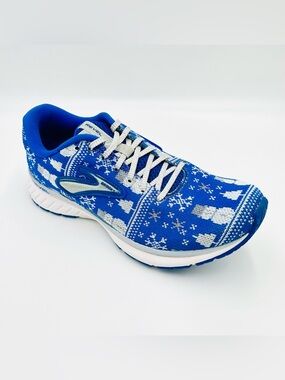 Brooks Running Shoes Revel 3 Run Merry Snowman print blue women size 7.5